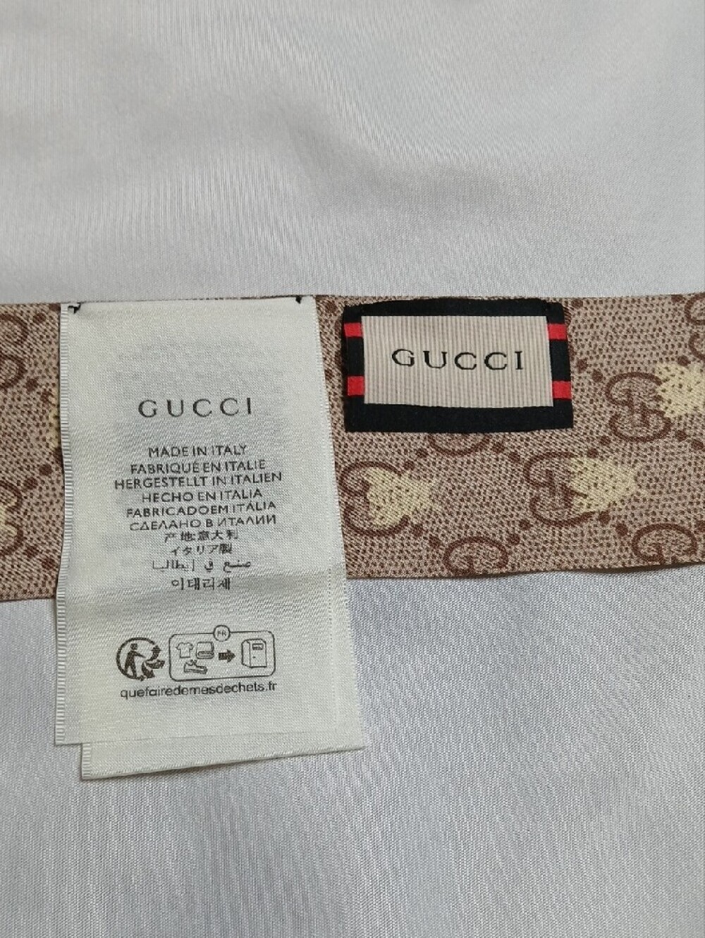 Gucci Beige GG Monogram Twilly with Pink and Blue Trim - Picture 3 of 3
